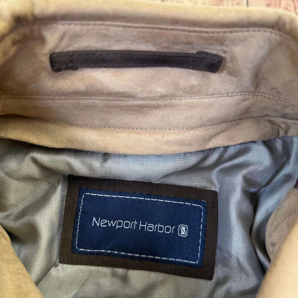 Newport Harbor item excellent
